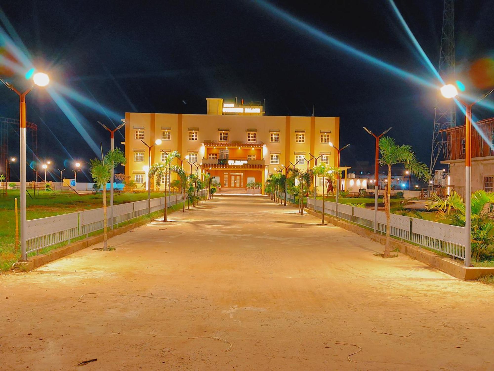 Avadh Sunshine Palace Hotel And Resort Ayodhya Extérieur photo