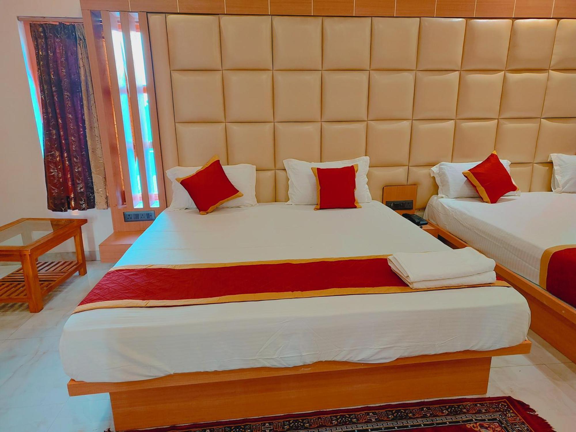 Avadh Sunshine Palace Hotel And Resort Ayodhya Extérieur photo