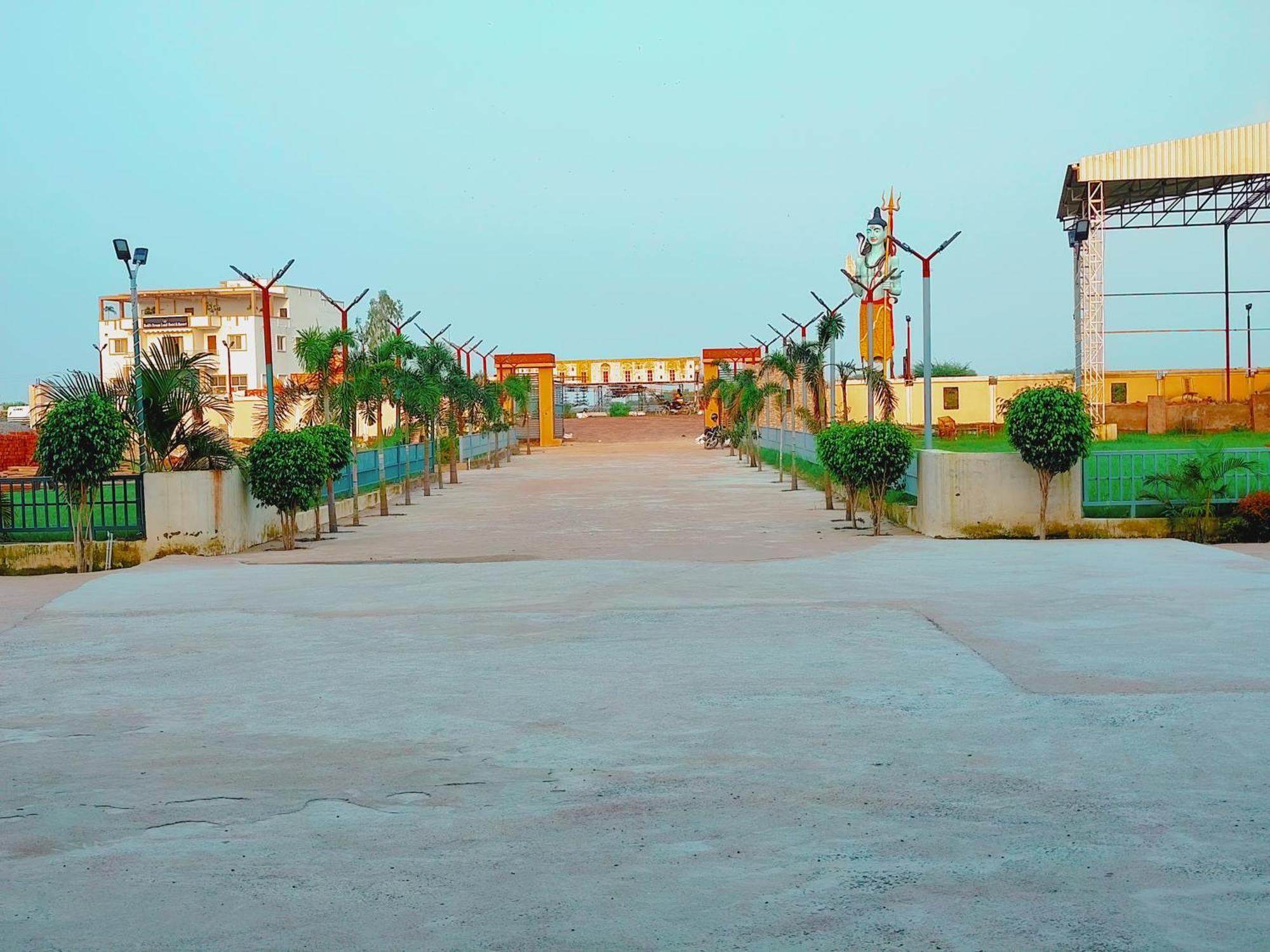 Avadh Sunshine Palace Hotel And Resort Ayodhya Extérieur photo