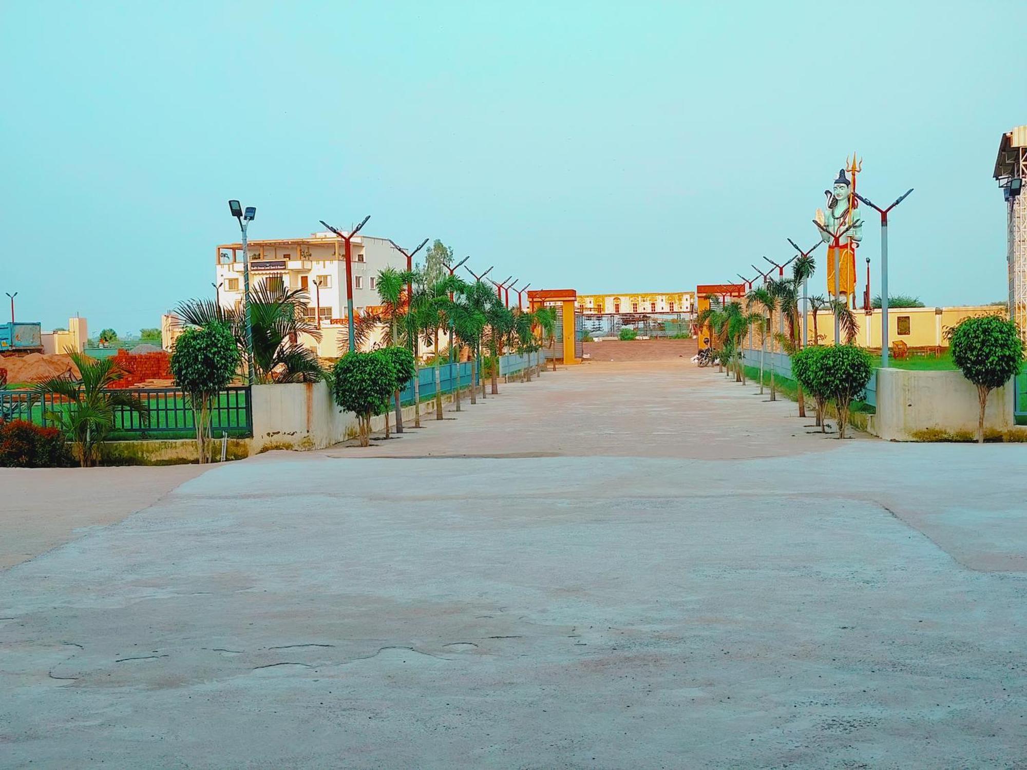 Avadh Sunshine Palace Hotel And Resort Ayodhya Extérieur photo