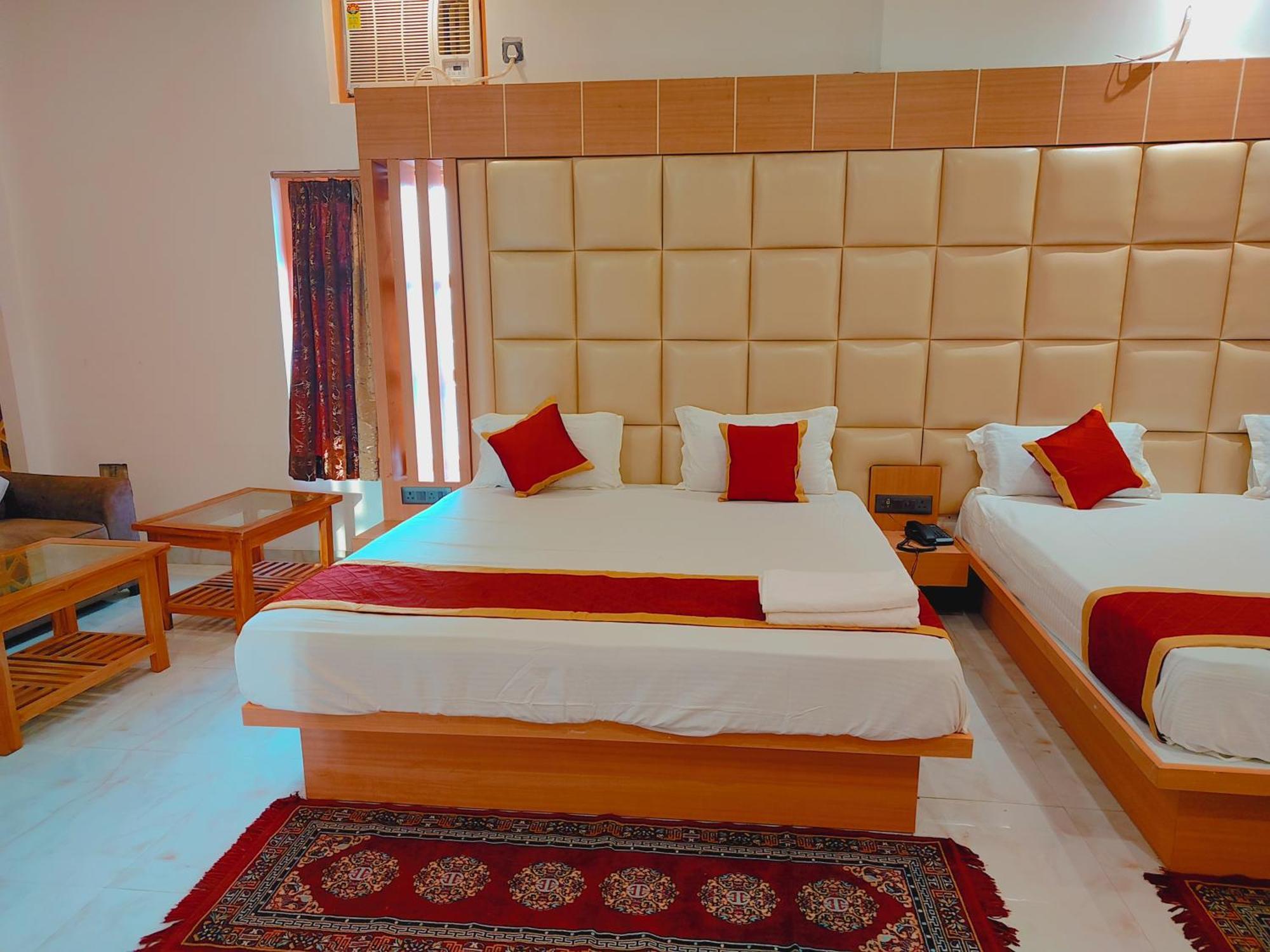 Avadh Sunshine Palace Hotel And Resort Ayodhya Extérieur photo